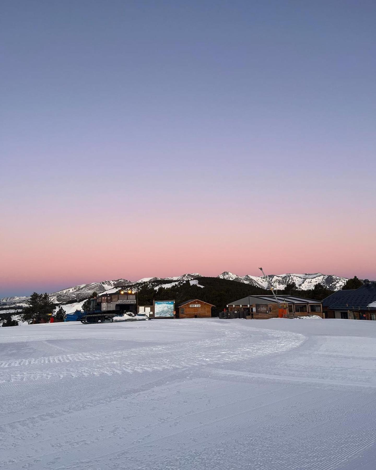 Chalet Isard Pyrenees 2000 - 300M Des Pistes Bolquere Exterior photo